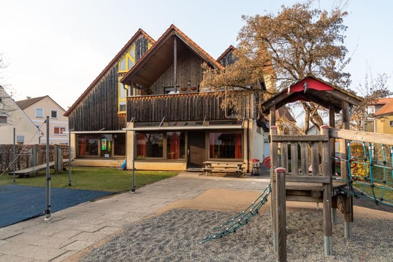 Außenansicht des evangelischen Kindergartens Oberdorf