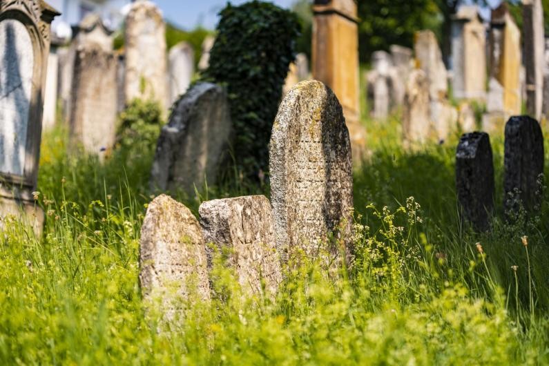 Grabmale auf dem jüdischen Friedhof in Oberdorf